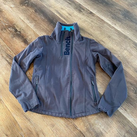 🍁50% Off Sale 🍁 Bench Zip Up - Picture 3 of 8